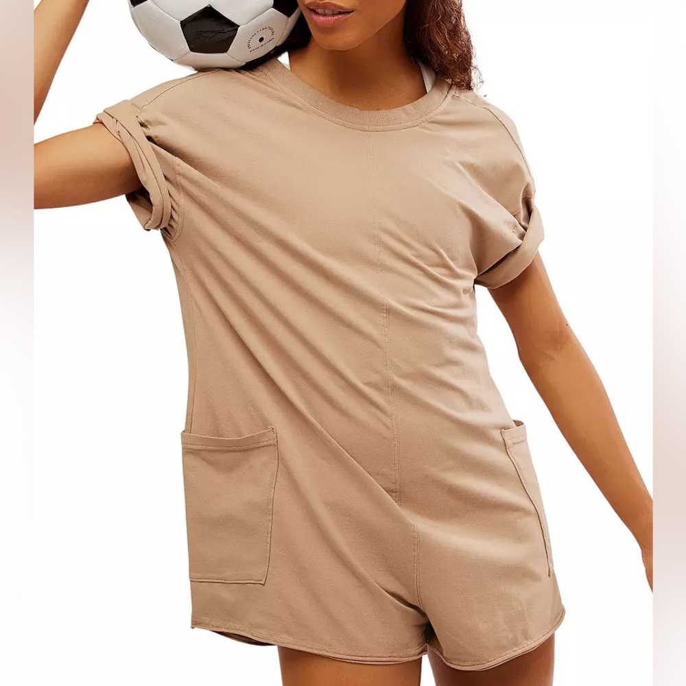 Free People FP Movement Hot Shot Tee Romper in Small Mocha.  T-Shirt Romper NWT - Picture 9 of 16